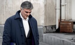 تعیین تکلیف رئیس بانک مرکزی | فرزین ماندنی شد؛ بابک زنجانی هشدار داد!