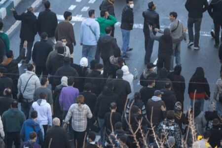 استانداری لرستان: یکی از بسیجیان کوهدشت در اعتراضات این شهر به شهادت رسید / ۱۳ نفر از نیروهای انتظامی و بسیج مجروح شدند