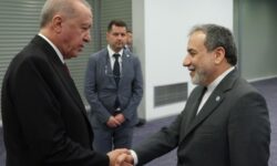 رویترز: عراقچی فردا به ترکیه میرود/ رسانهها امروز از تلاش اردوغان برای برگزاری دیداری میان ایران و آمریکا در آنکارا خبر داده بودند