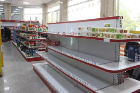 کمیاب شدن روغن در بوشهر/ قیمت‌ها چرب‌تر می‌شود!