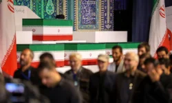 جلوگیری آمریکا از حضور حداقل ۱۳ کشور در مراسم رهبر شهید